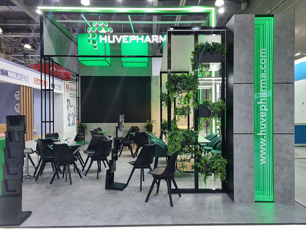 Huvepharma - застройка стенда по дизайну заказчика